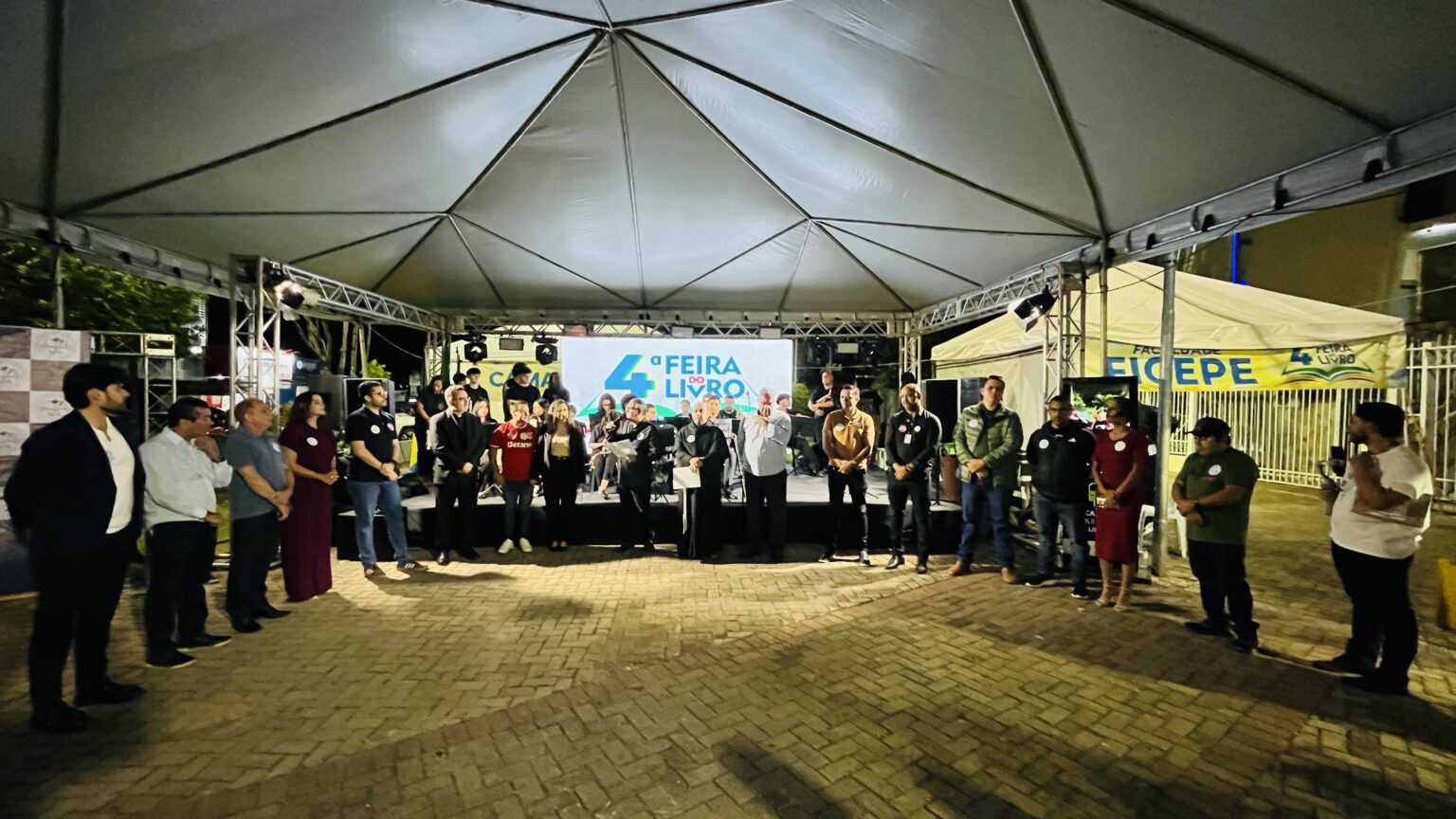 Com público expressivo, Feira do Livro celebra mais uma edição de sucesso